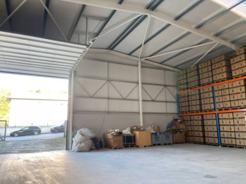 Pavilhão na Zona Industrial de Queijada, Ponte de Lima