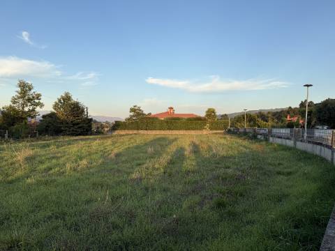 Moradia V3 'Chave na Mão' em Gemieira, Ponte de Lima