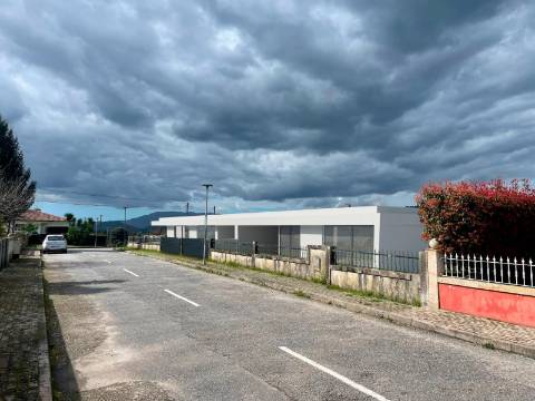 Moradia V3 'Chave na Mão' em Gemieira, Ponte de Lima