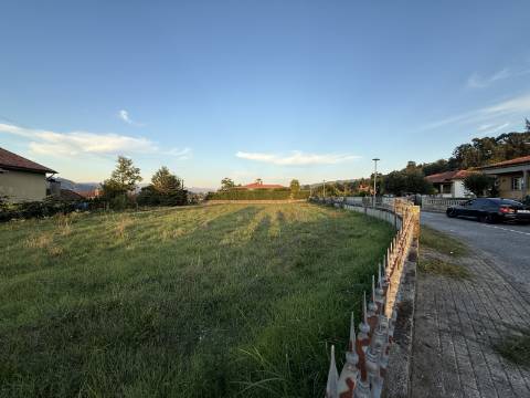 Moradia V3 'Chave na Mão' em Gemieira, Ponte de Lima