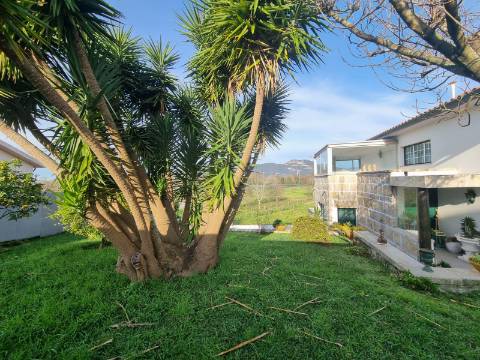 Moradia V5 com piscina, Ponte de Lima, 5 minutos do centro