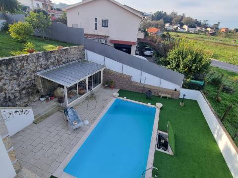Moradia V5 com piscina, Ponte de Lima, 5 minutos do centro