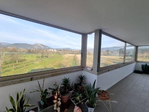 Moradia V5 com piscina, Ponte de Lima, 5 minutos do centro