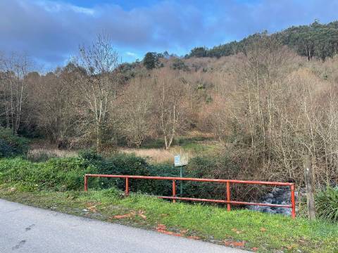 Terreno Junto às Cascatas de Rio Cabrão, Arcos de Valdevez