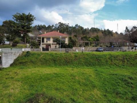 Terreno Urbano em Souto