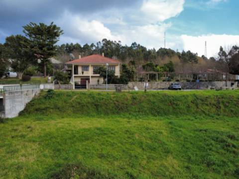 Terreno Urbano em Souto