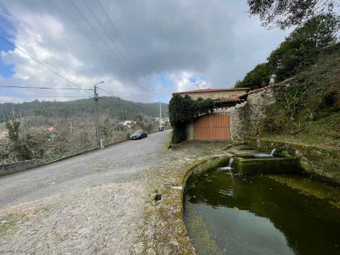 Moradia V3 em Pedra em Portela Susã, Viana do Castelo