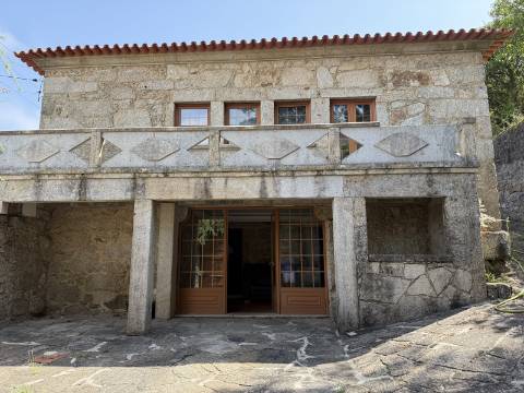 Moradia V2 em Pedra em Portela Susã, Viana do Castelo