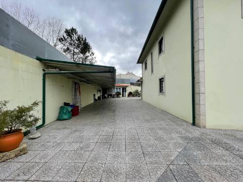 Moradia V4+2 em Rebordões (Santa Maria), Ponte de Lima