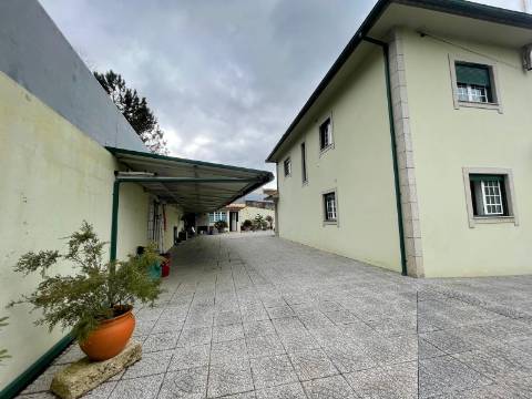 Moradia V4+2 em Rebordões (Santa Maria), Ponte de Lima