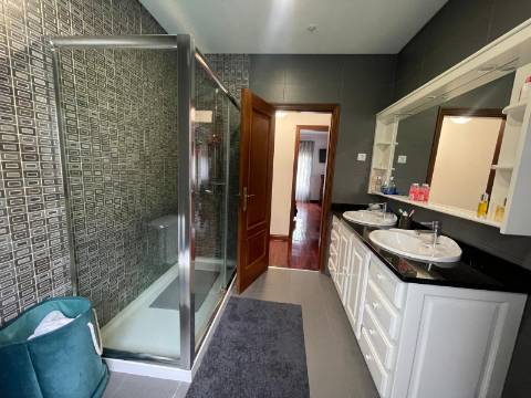 Moradia V4+2 em Rebordões (Santa Maria), Ponte de Lima