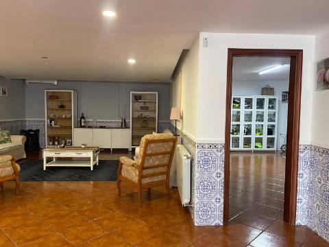 Moradia V4+2 em Rebordões (Santa Maria), Ponte de Lima