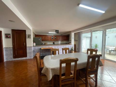 Moradia V4+2 em Rebordões (Santa Maria), Ponte de Lima