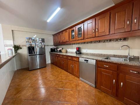 Moradia V4+2 em Rebordões (Santa Maria), Ponte de Lima