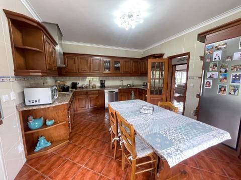 Moradia V4+2 em Rebordões (Santa Maria), Ponte de Lima