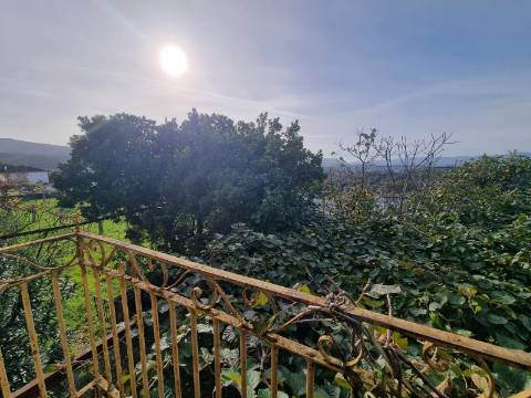 Quinta com 3 moradias, 5 minutos de Valença