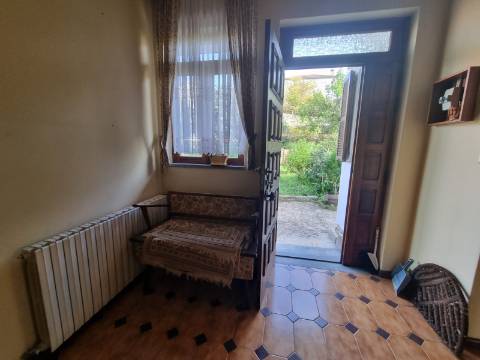 Quinta com 3 moradias, 5 minutos de Valença