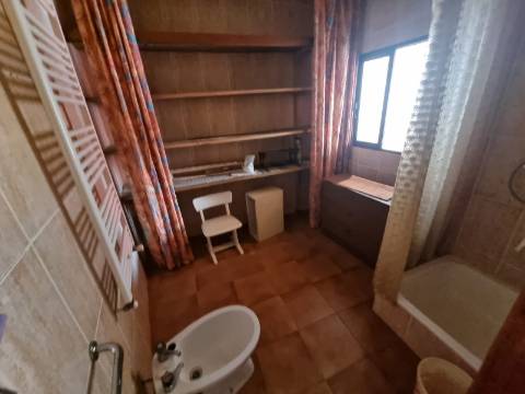 Quinta com 3 moradias, 5 minutos de Valença