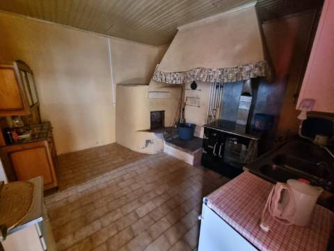 Quinta com 3 moradias, 5 minutos de Valença