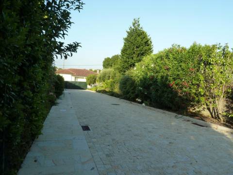 Moradia T4 em Gemieira, com piscina, jardim e vistas espectaculares