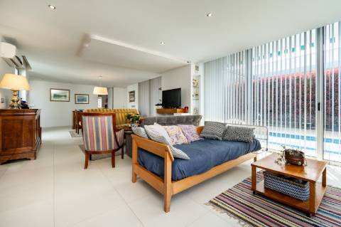 Moradia T4 em Gemieira, com piscina, jardim e vistas espectaculares