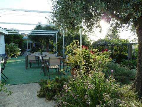 Moradia T4 em Gemieira, com piscina, jardim e vistas espectaculares