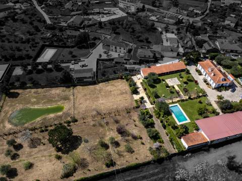 Quinta Histórica Século XIX com Negócio de Eventos Ativo e Rentável no Norte de Portugal