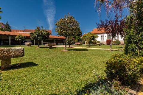 Quinta Histórica Século XIX com Negócio de Eventos Ativo e Rentável no Norte de Portugal