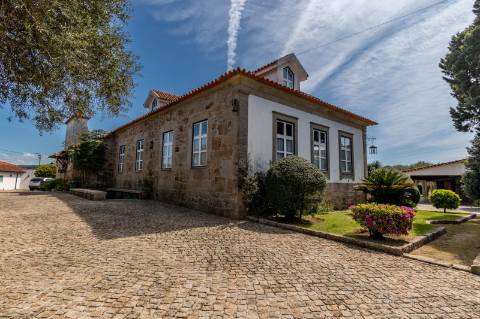 Quinta Histórica Século XIX com Negócio de Eventos Ativo e Rentável no Norte de Portugal