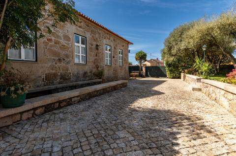 Quinta Histórica Século XIX com Negócio de Eventos Ativo e Rentável no Norte de Portugal