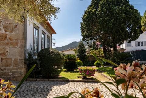 Quinta Histórica Século XIX com Negócio de Eventos Ativo e Rentável no Norte de Portugal