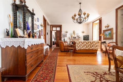 Quinta Histórica Século XIX com Negócio de Eventos Ativo e Rentável no Norte de Portugal