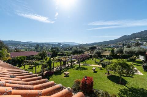 Quinta Histórica Século XIX com Negócio de Eventos Ativo e Rentável no Norte de Portugal