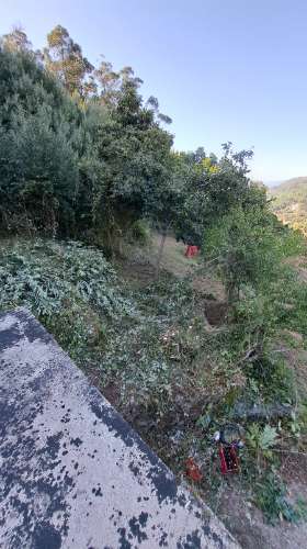 Casa de Aldeia com Terreno em Geraz do Lima