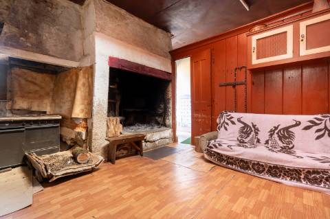 Quinta em Deocriste com 12 ha de terreno