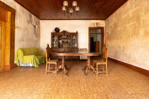 Quinta em Deocriste com 12 ha de terreno