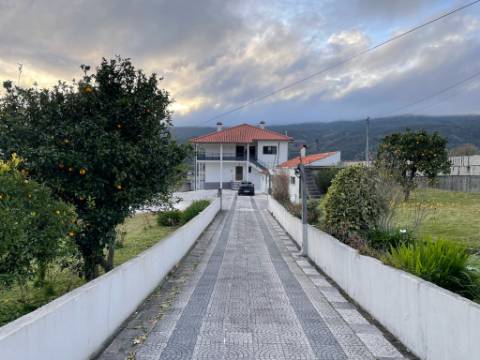 Moradia V5 em Miranda, Arcos de Valdevez