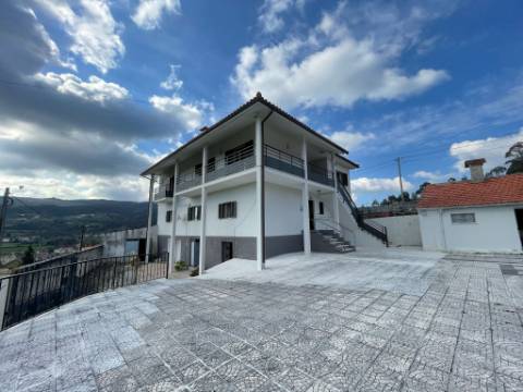 Moradia V5 em Miranda, Arcos de Valdevez