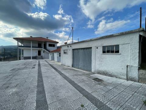 Moradia V5 em Miranda, Arcos de Valdevez