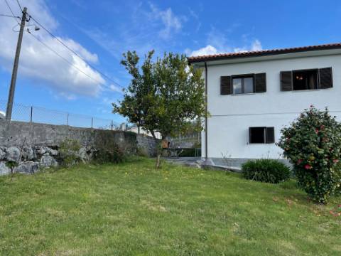 Moradia V5 em Miranda, Arcos de Valdevez