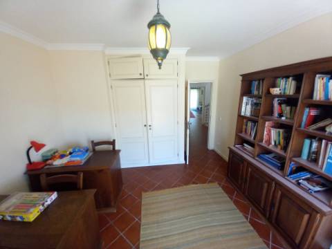 Moradia T5 com 2 salas e escritório de 3 pisos em Vila Praia d'Âncora 5 min a praia