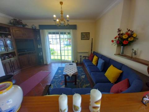 Moradia T5 com 2 salas e escritório de 3 pisos em Vila Praia d'Âncora 5 min a praia