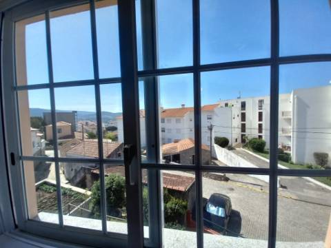 Moradia T5 com 2 salas e escritório de 3 pisos em Vila Praia d'Âncora 5 min a praia