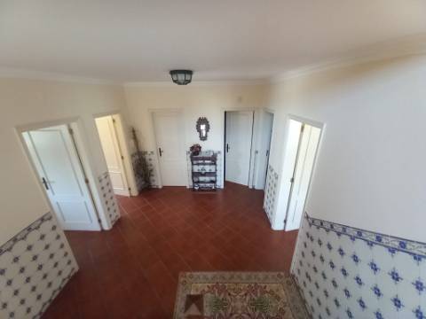 Moradia T5 com 2 salas e escritório de 3 pisos em Vila Praia d'Âncora 5 min a praia