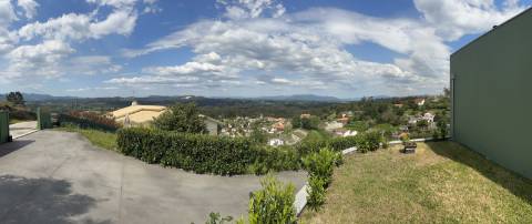 Moradia Moderna Hilltop com Vistas Panorâmicas