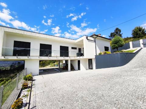 Moradia T3 Ponte da Barca