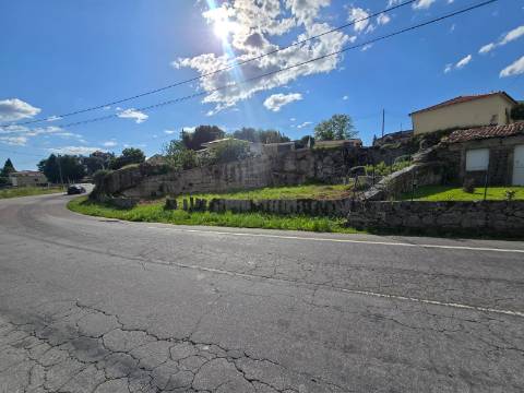 Terreno Urbano em Monção