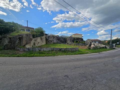 Terreno Urbano em Monção