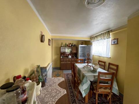 Moradia V3 em Couto, Arcos de Valdevez