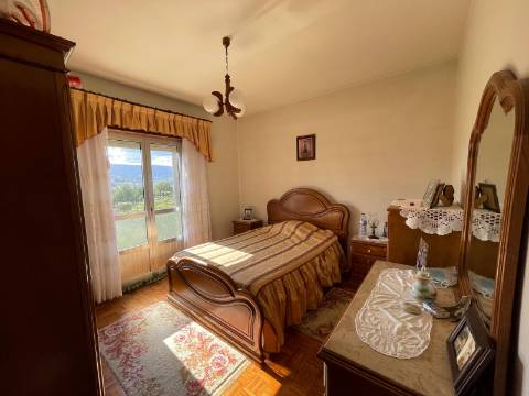 Moradia V3 em Couto, Arcos de Valdevez